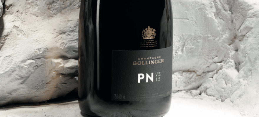 Photo du Bollinger PN VZ15 devant la roche