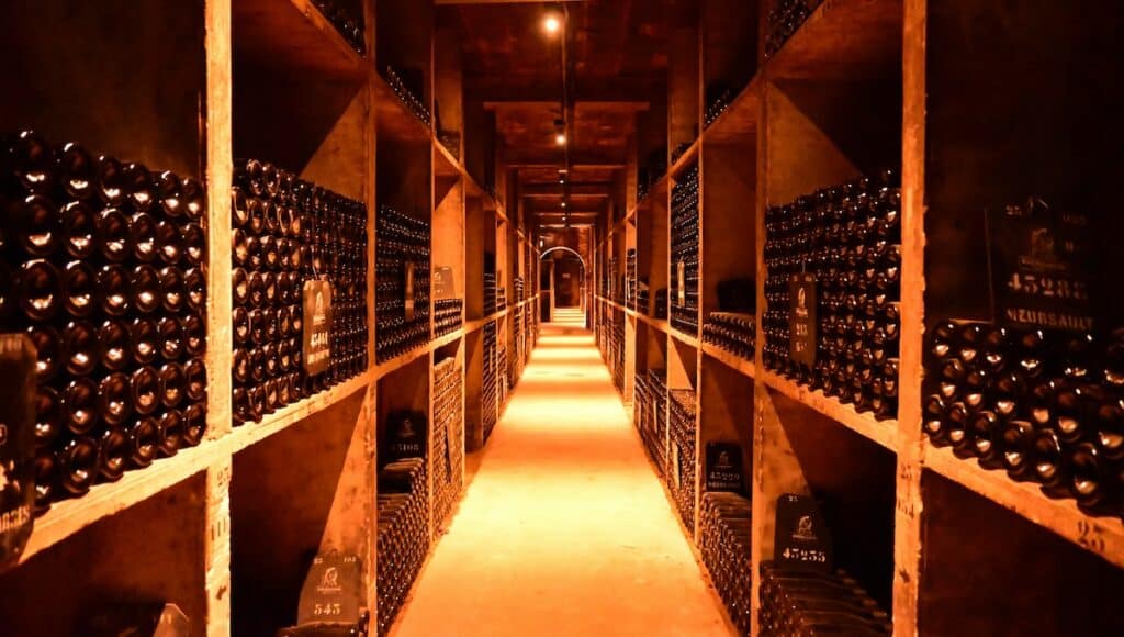 Une grande cave à vins